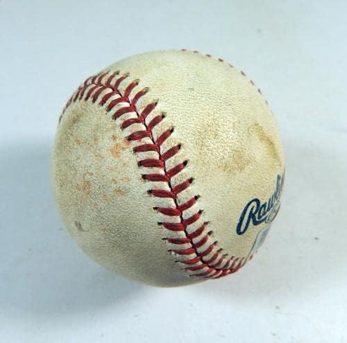 2019 היה משחק שודדי בור נשיונל שימש בייסבול ג'ו רוס אדם פרייז'ר זבוב החוצה - משחק MLB השתמש בכדורי בייסבול